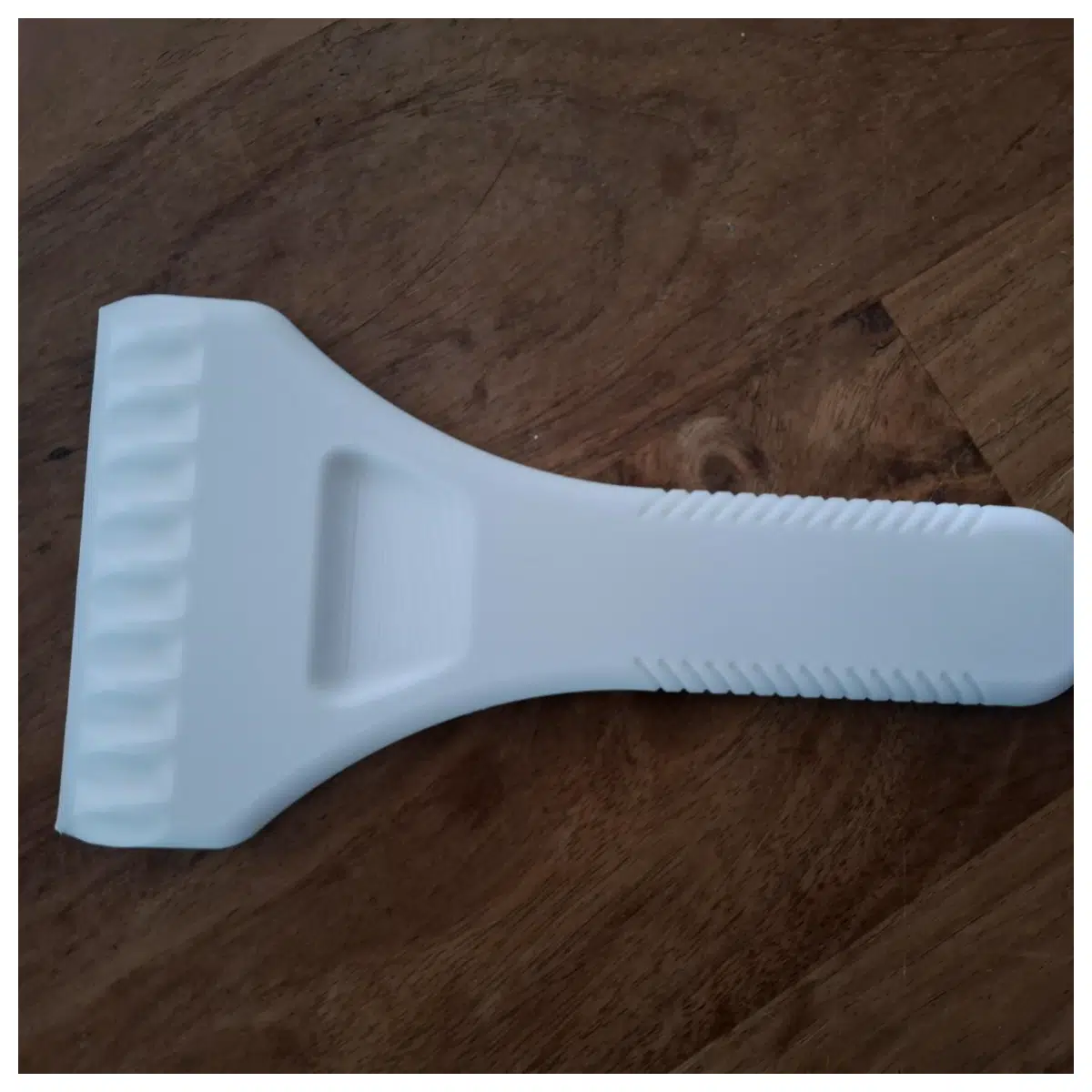 Ultimate Ice Scraper Ice Snow Removal Tool Ice Scraper Shovel Quick Ice Frost Removal Closed Version