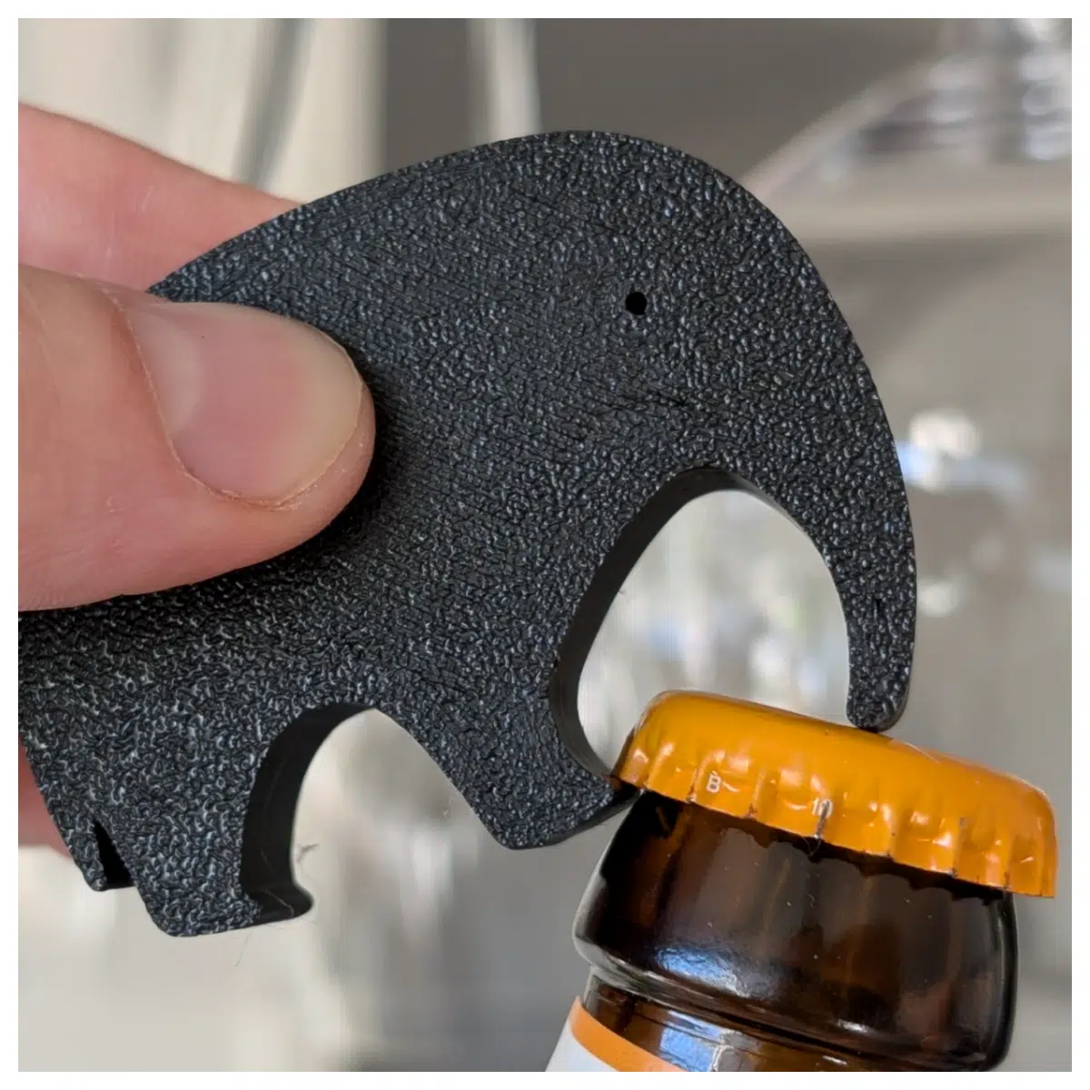 Carved Elephant Bottle Opener Gift Beer Bottle Opener Easy to Use Kitchen Gadget Decorative Bottle Opener Practical Tool