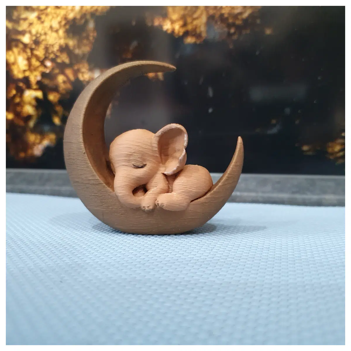 Lunar Sleeping Elephant Toy Model Astronaut Gift Kids Space Exploration Planet Collection Moon Merchandise