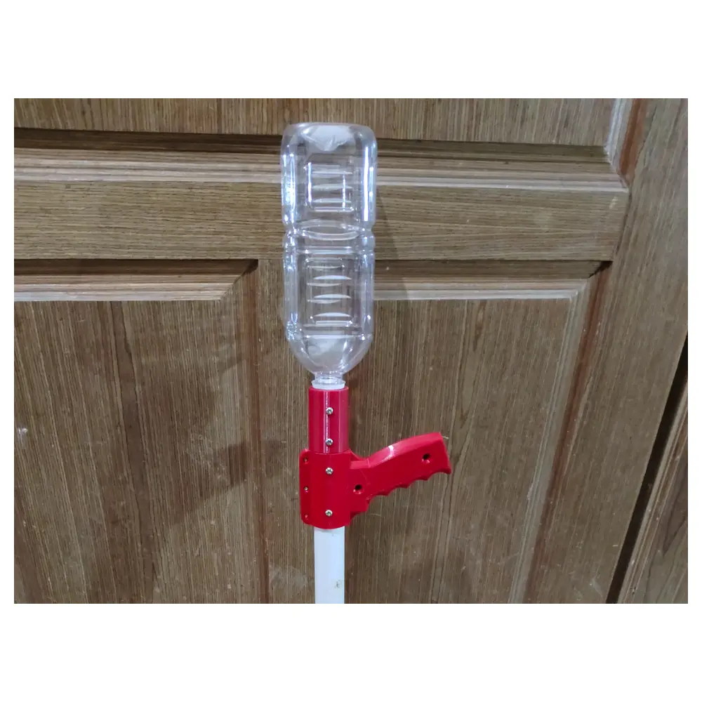 Bottle Feeder Fertilizer Maker DIY Garden Plant Food Watering System Potting Soil Tool