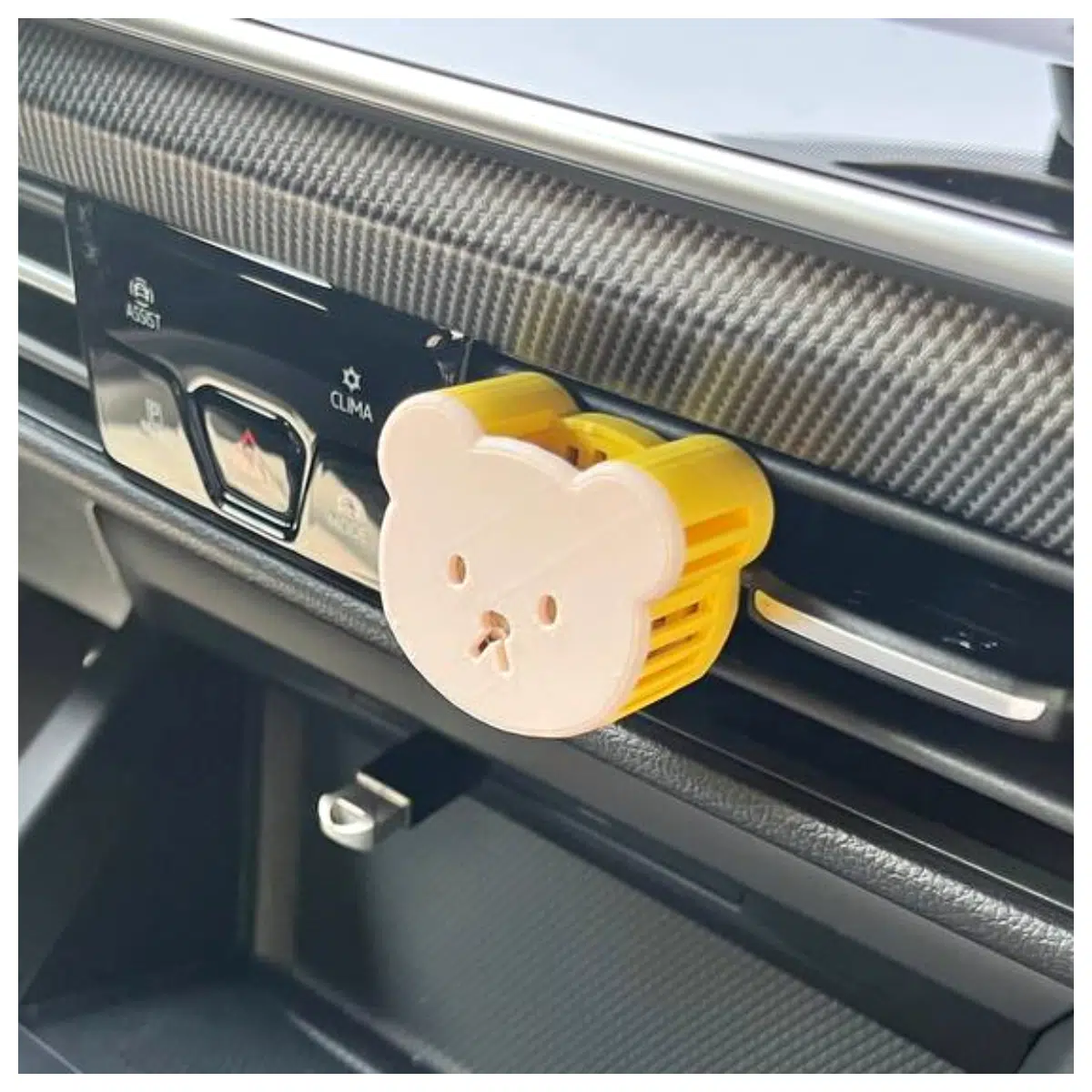 Little Bear Car Diffuser Fragrance Sticks Car Air Freshener Scent Pads Automotive Fragrance Relaxing Aroma