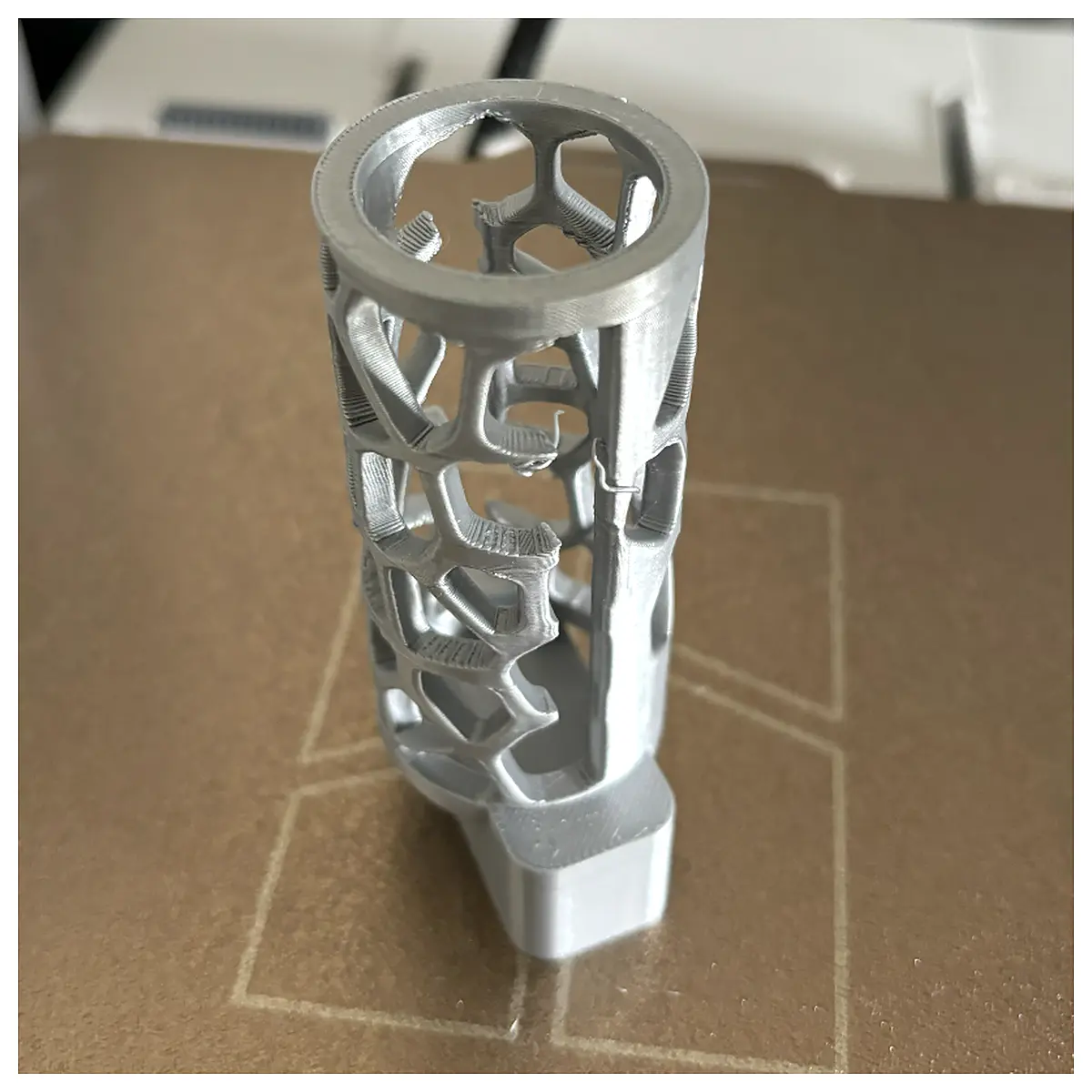 Tube Squeezer V1 Toothpaste Squeezer Tool Toothpaste Applicator Tube Extractor Squeezer Dental Accessories