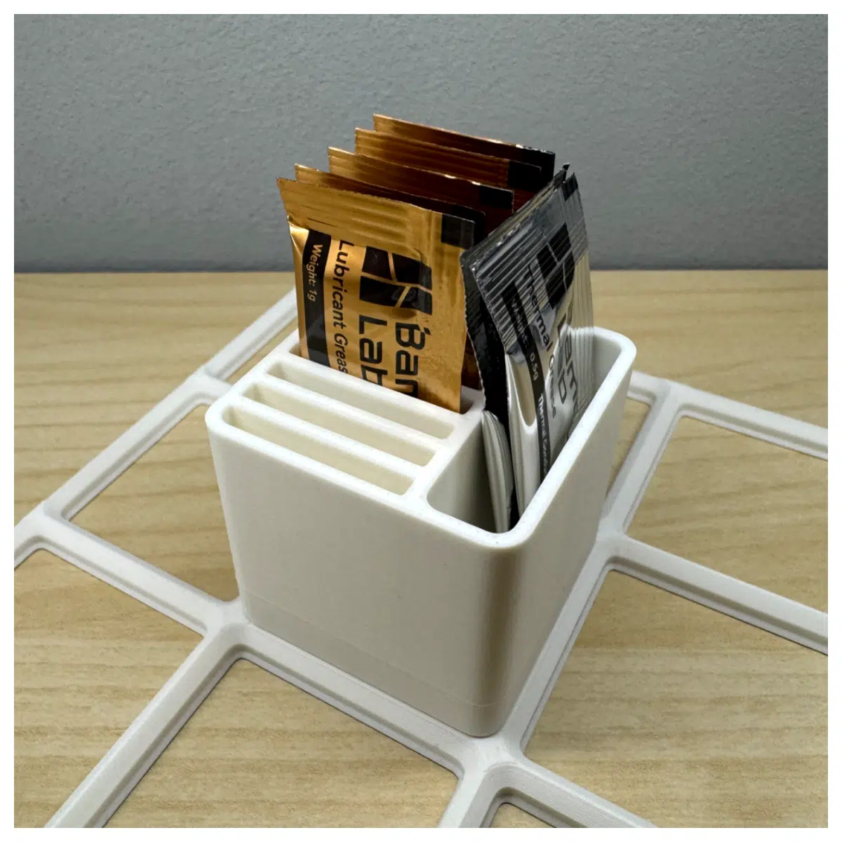 Gridfinity Lubricant Stand Desktop Organizer Parts Holder Mechanical Assembly Precision Tool Storage Assembly Accessories