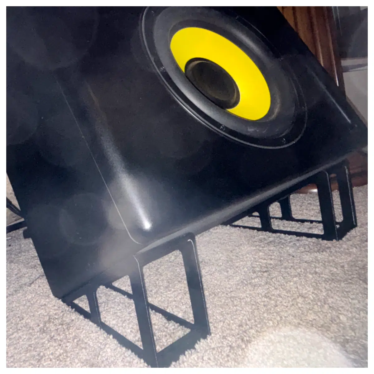 KRK Subwoofer Incline Shelf Support Stand Adjustment Bracket Speaker Upgrade Audio Optimization Solution