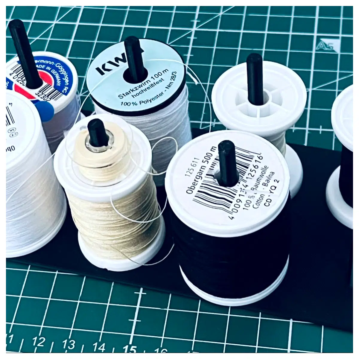 Sewing Bobbin Holder Sewing Accessories Tools for Fabric Crafts Bobbin Thread Organizer Needle Thread Management