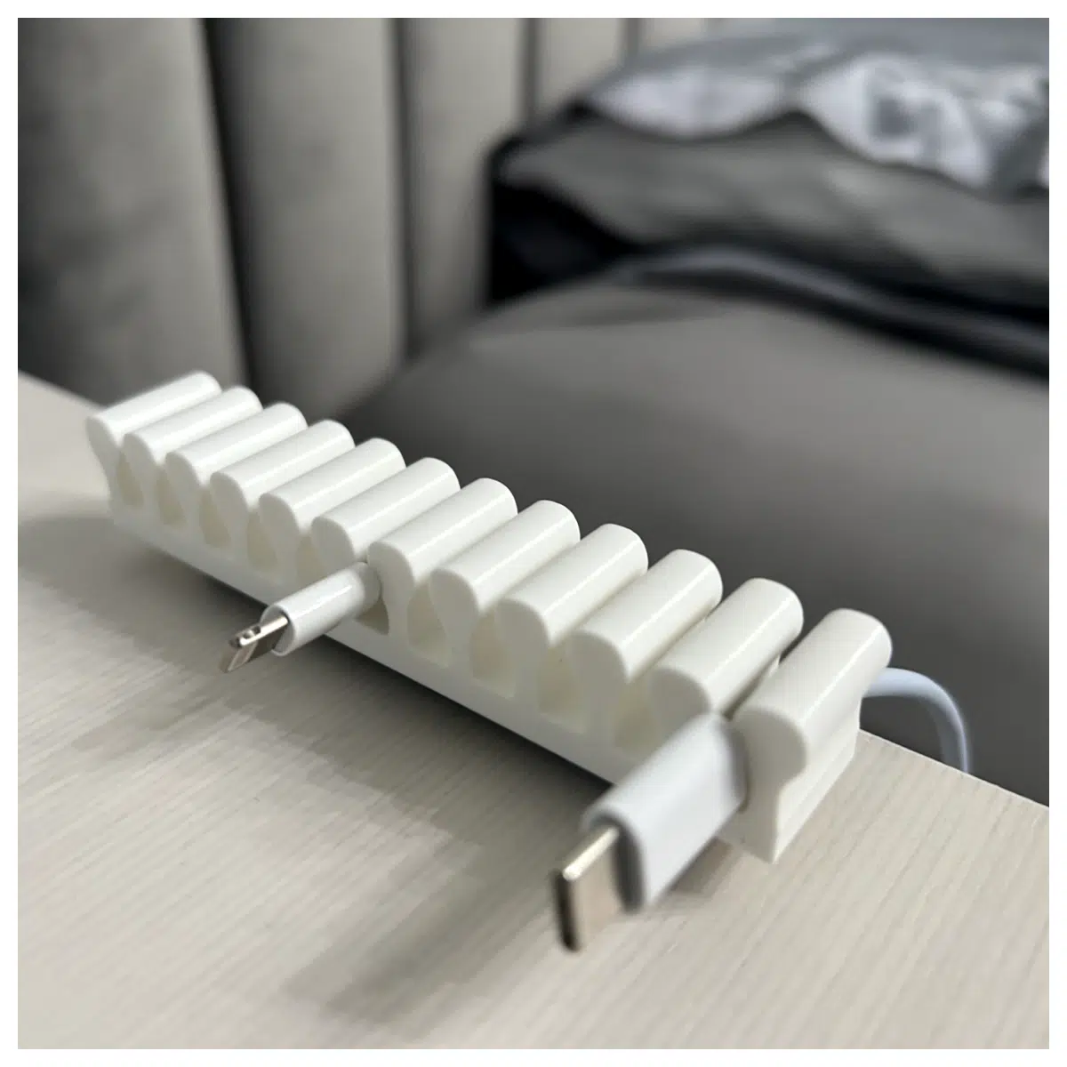 11-Port Simple Cable Organizer Cord Management Desk Storage Computer Wire RS-550