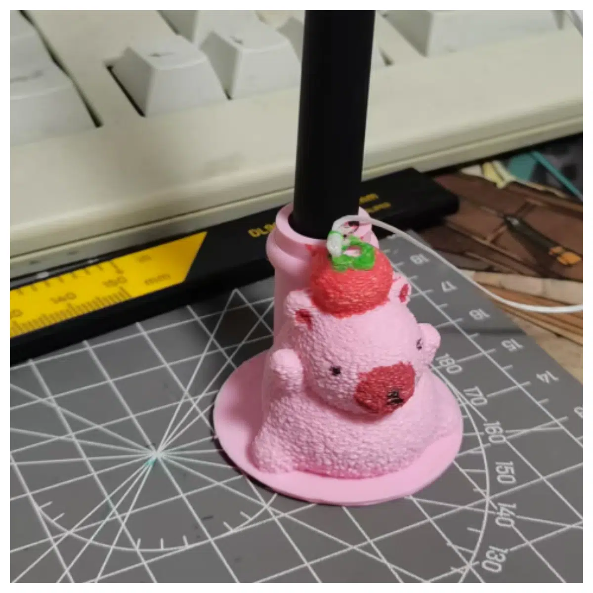 Capybara Pen Holder Capybara Accessory Cute Capybara Figurine Capybara Toy Parts Capybara Decoration Creative Capybara Display