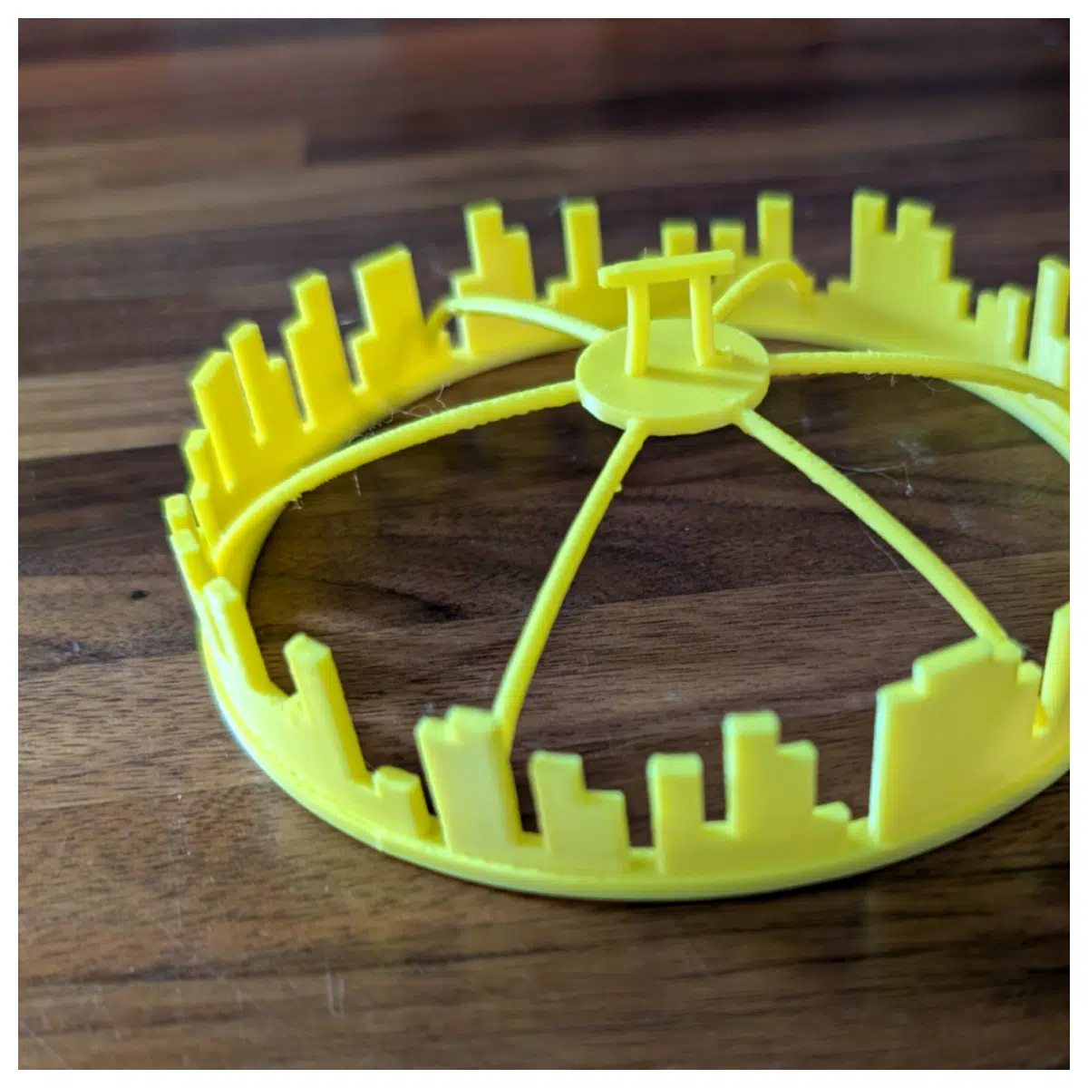Pi Math Crown 3D Digital Crown Vertical Display Anniversary Gift Collection Item