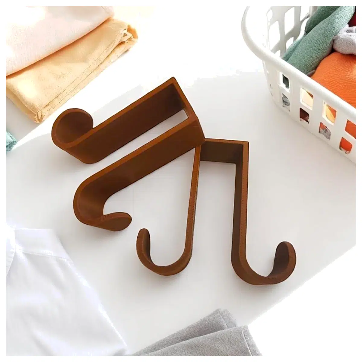 Double Sided Hooks Adhesive Hooks Wall Mounted Hooks Hanging Storage Organizer for Home Decor Keys
