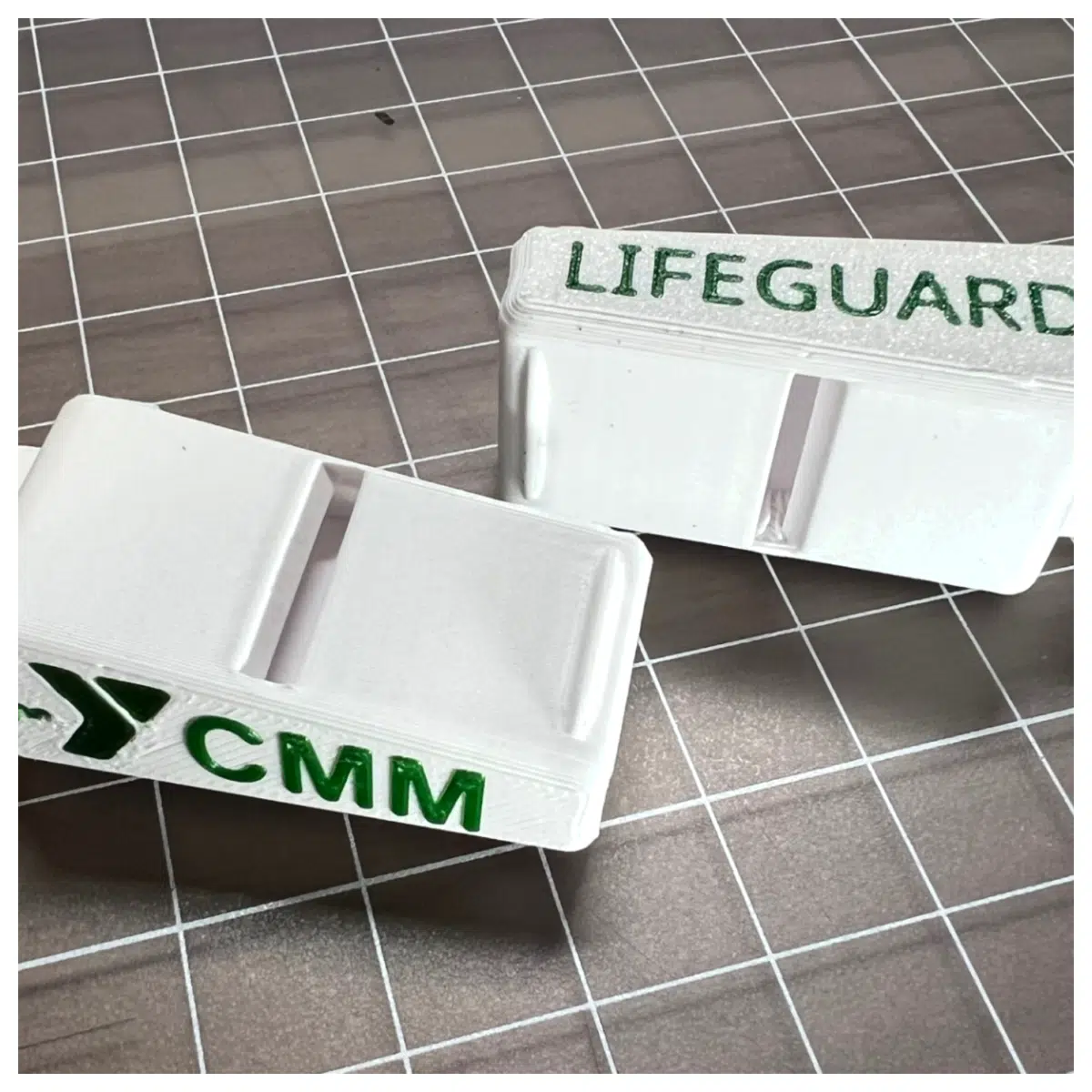 Lifeguard Whistle Emergency Signal Whistle Lifeguard Accessories Signaling Device