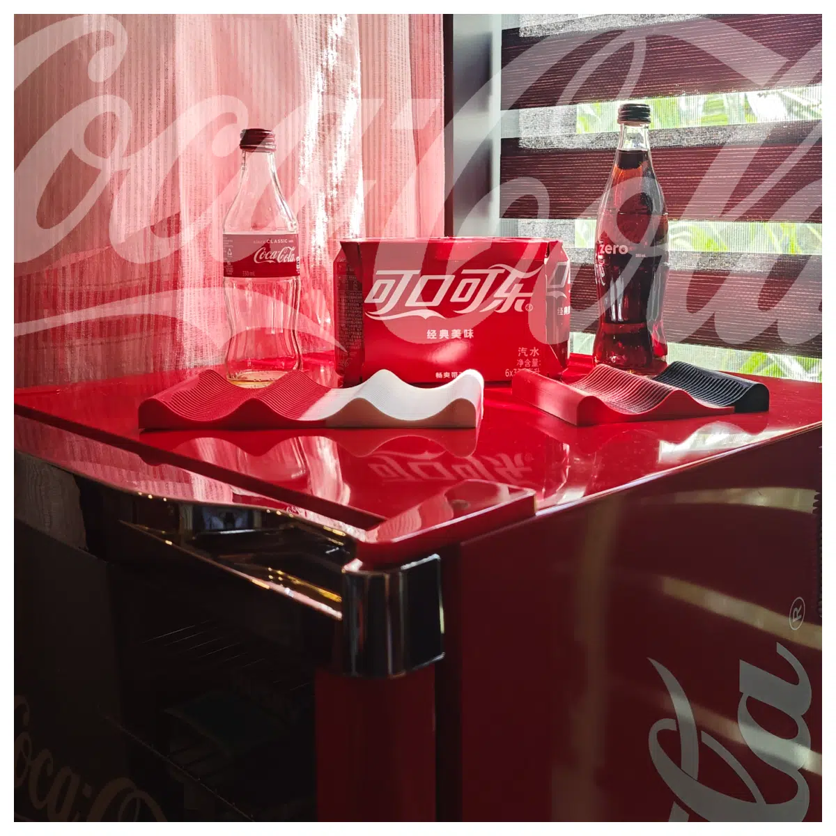 Coke Tray Beverage Display Stand for Cafe Restaurant Coffee Cup Holder Drink Rack Display Shelf