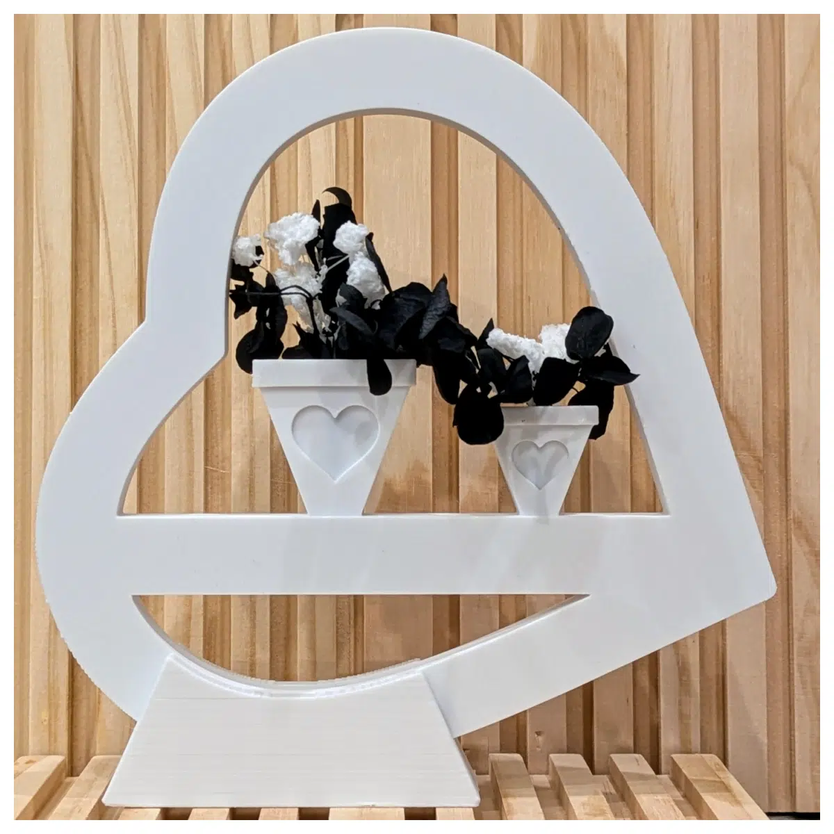 Shaped Vase Stand Decoration Display Shelf Romantic Love Gift Multi Tiered Display Holder
