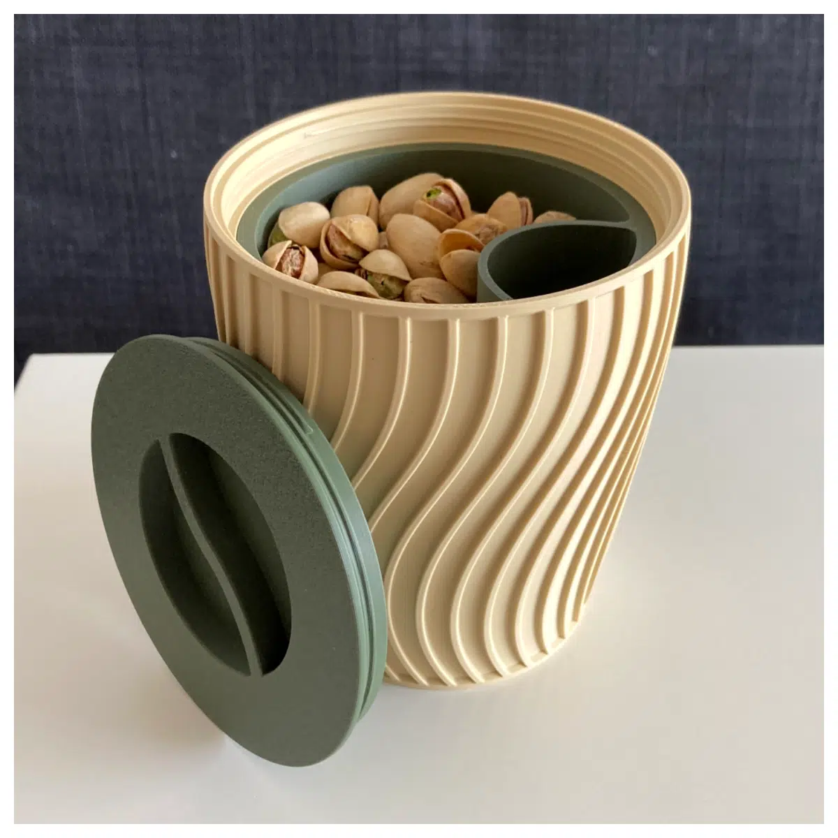 Fashion Hazelnut Cup Portable Model Coffee Cup Portable Outdoor Leisure Beverage Creative Coffee Lover