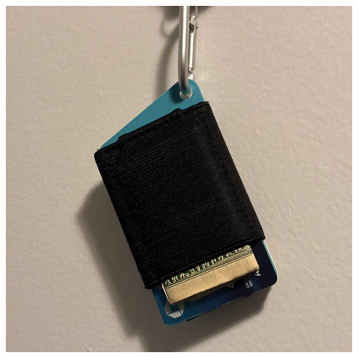 Slim Wallet Key Holder Adapter Multi Function Phone Stand Mobile Card Holder Keyring Accessory