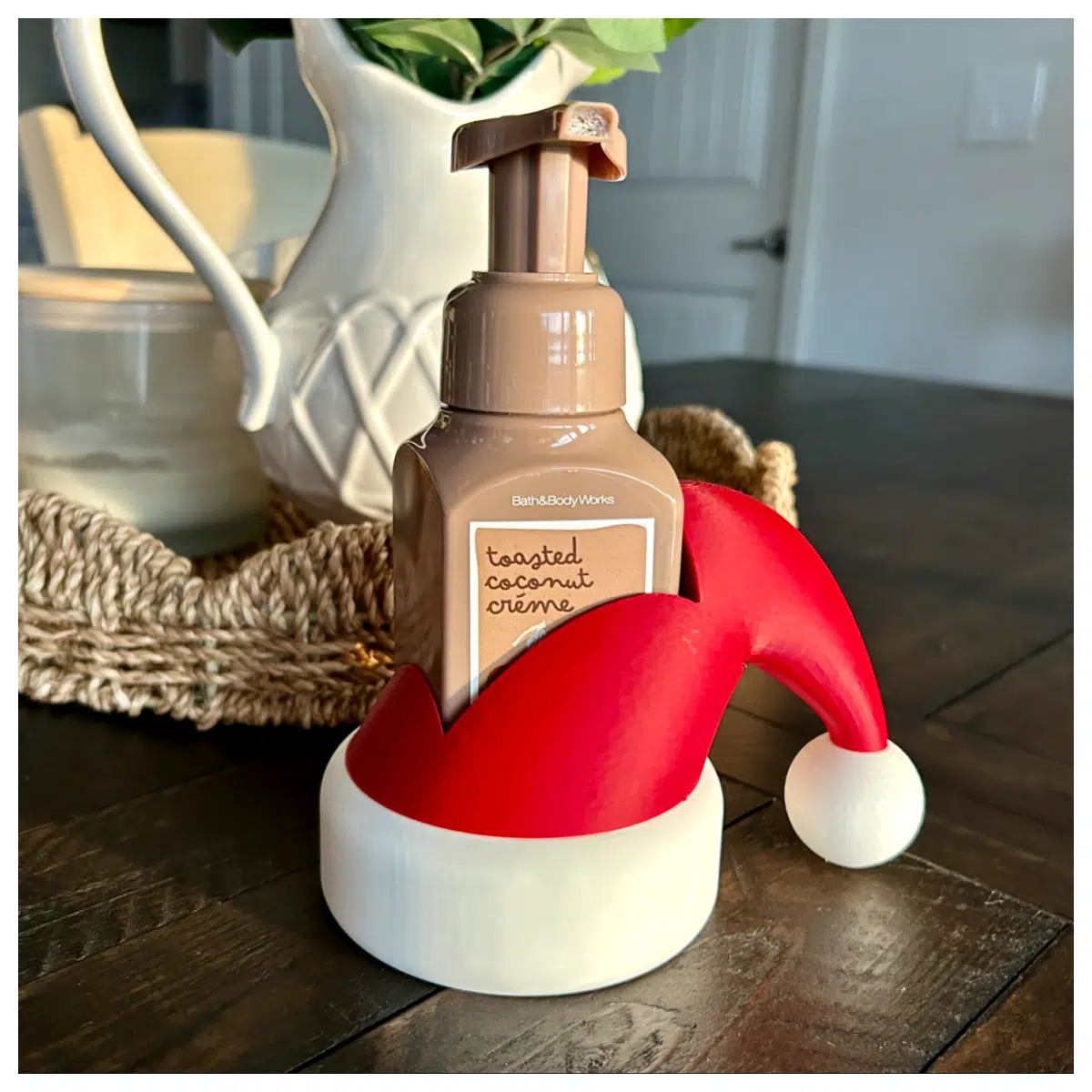 Christmas Hat Soap Dispenser Set Bath Dispenser System Universal Shower Bottle Holder Holiday Gift