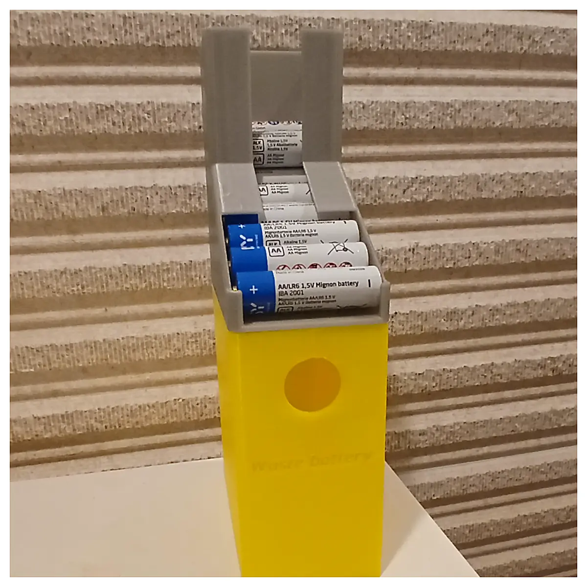 AA Battery Organizer Waste Battery Bin Trash Can Home Storage Recycling Battery Collection