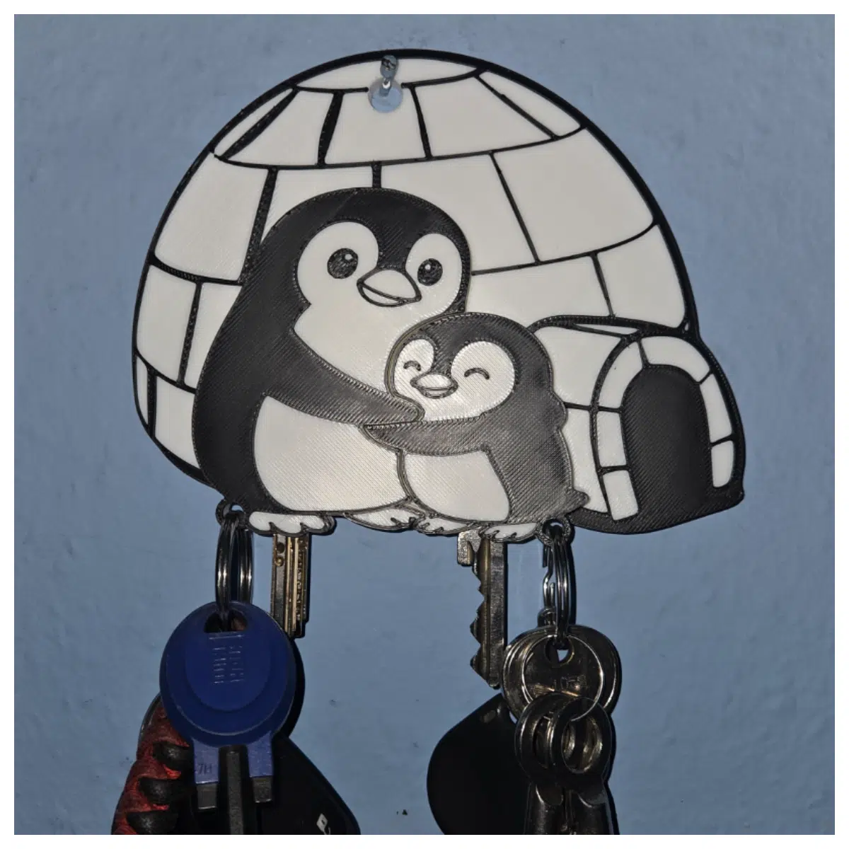 Magnetic Key Holder Penguin Companion Phone Accessory Key Protection Magnetic Clip Auto Lock Phone Charm
