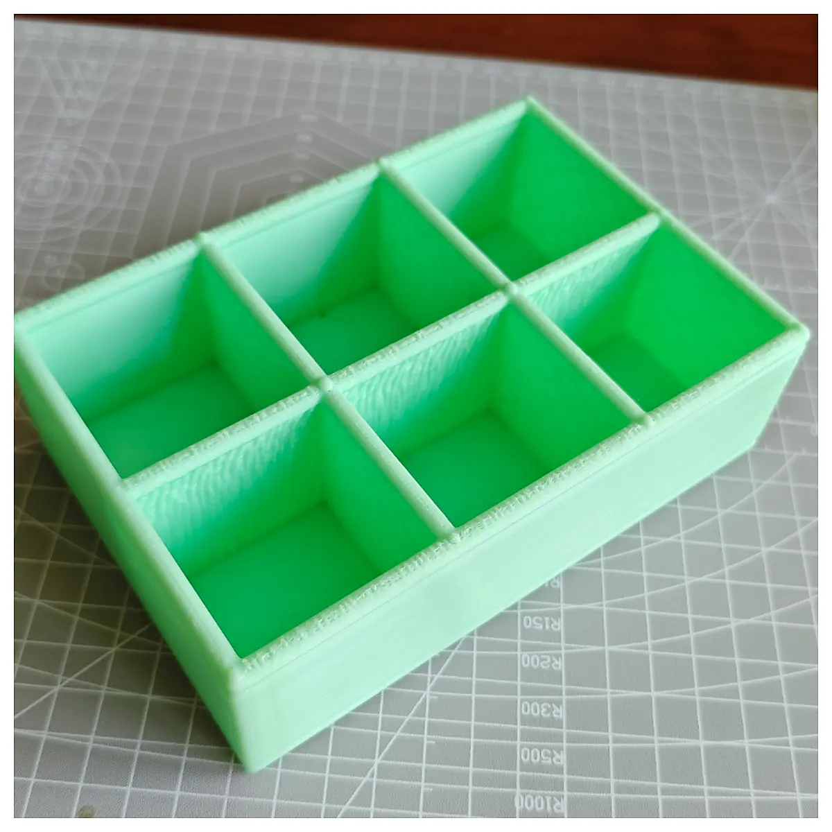 Storage Boxes Succulent Planters Pen Holders Desk Organizers Potted Plants Office Supplies Mini Decorative Containers Trash Cans Home Storage Solution
