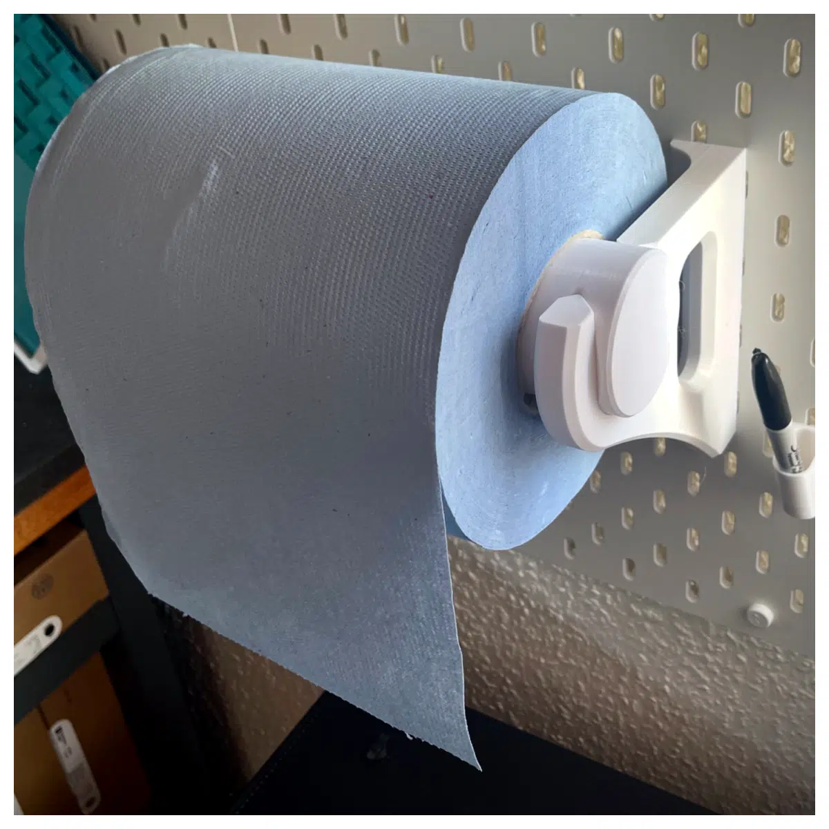 Heavy Duty Paper Towel Holder for Skadis Robust Wall Mount 230mm Display Rack Retail Display
