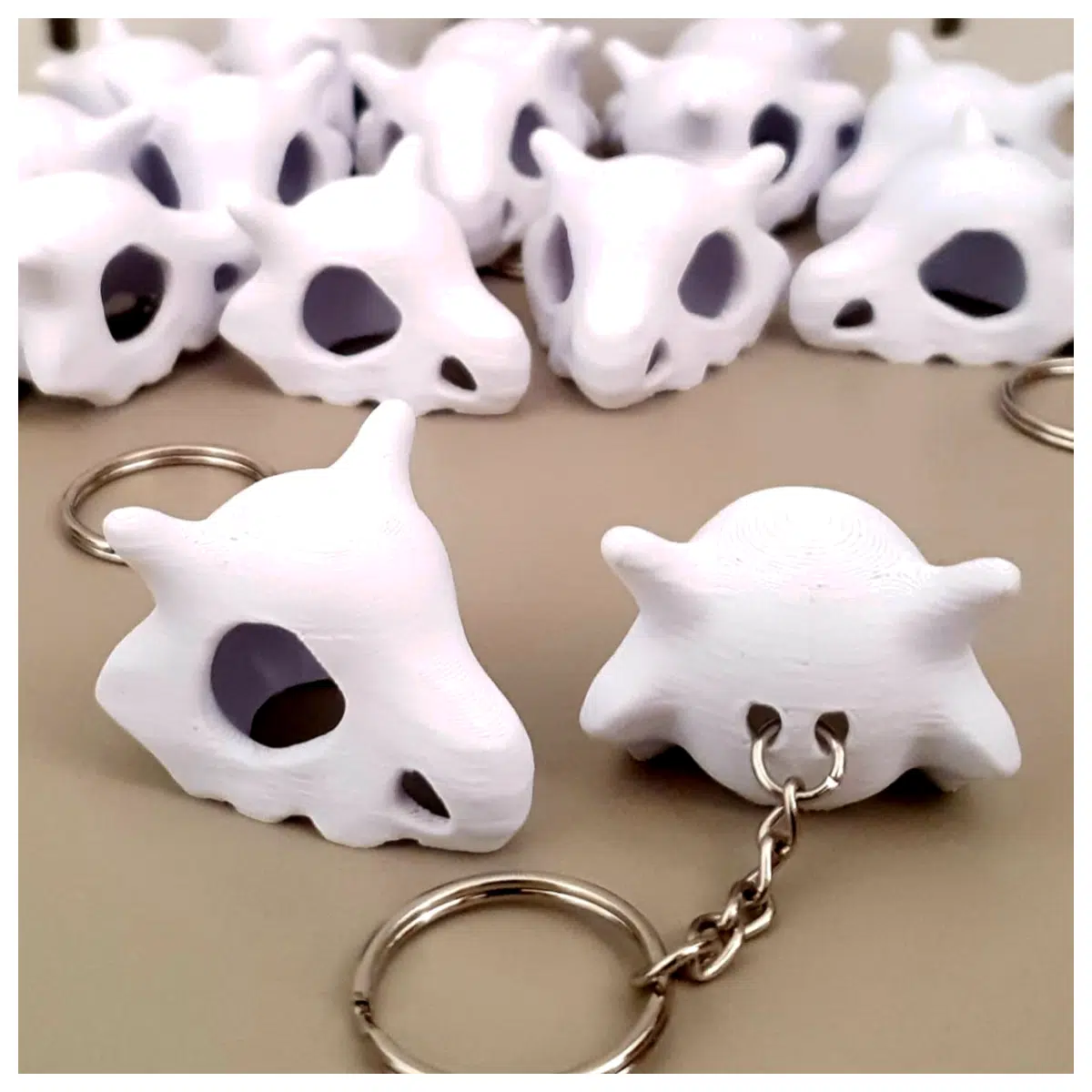 Carrack Skull Keychain Skeleton Charm Collectible Novel Decoration Anime Accessory Cartoon Toy Gift