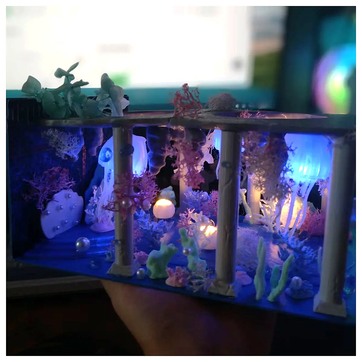Underwater Wedding Miniature Scene Model Submarine Wedding Backdrop Realistic Simulation Photography Props Ocean Decor
