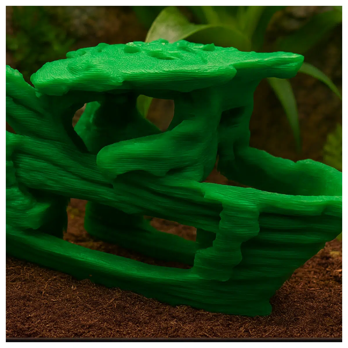Damaged Rock Boat Decoration Climbing Reptile Figurine Indoor Garden Landscape Simulation Rock Animal Decoration