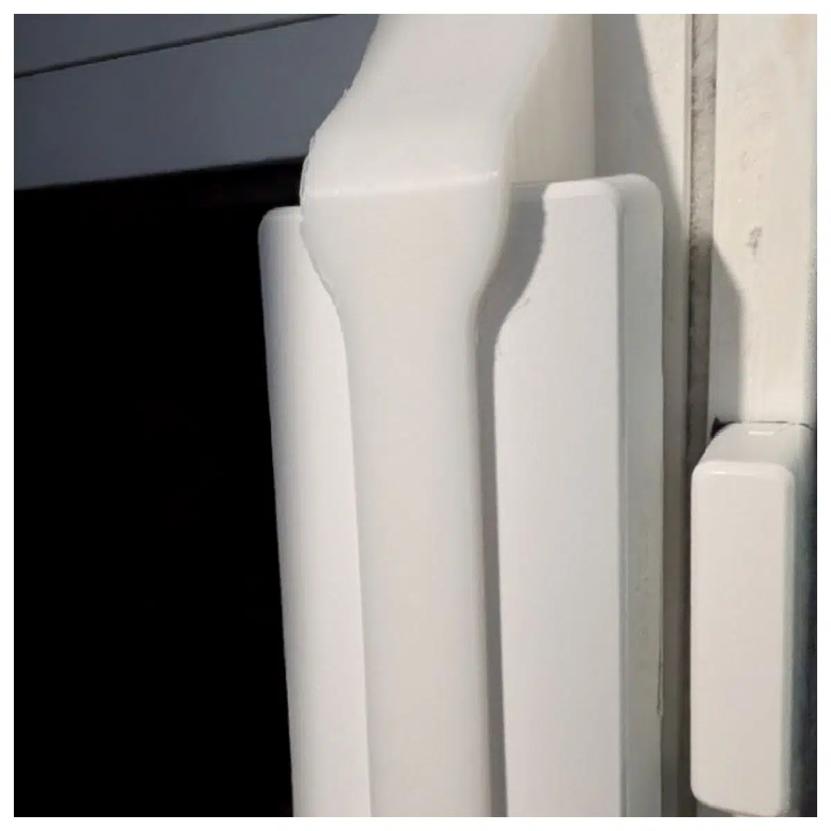 Window Sensor Alarm Adjustable Louver Direction Smart Home Security System Window Alarm Parts
