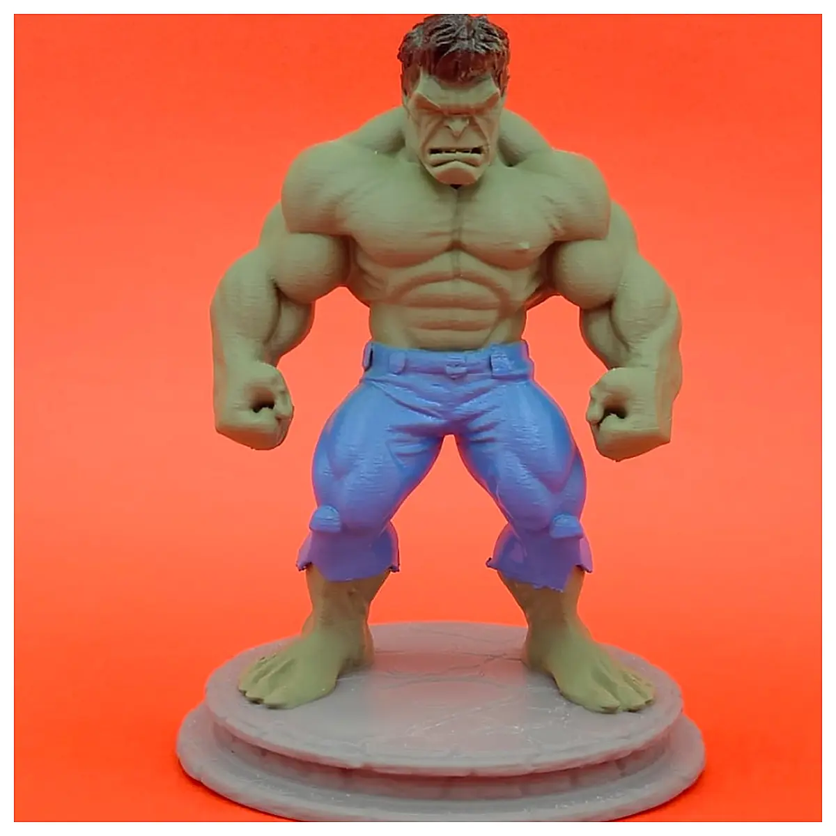Hulk Miniature Model with Base Collectible Model Toy Desk Decoration Fun Gift Parts Accessories