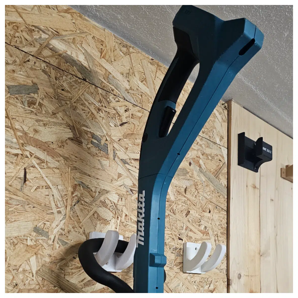 Mitoma DUR 193 Grass Trimmer Stand Stable Support Repair Replacement Gardening Tool Accessories