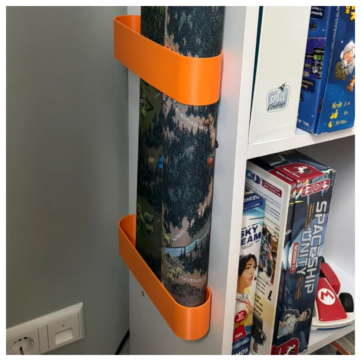 Game Mat Wall Mount Holder Desk Storage Cabinet Stand Game Mat Fixation Lazy Person Gadget Desktop Space Saver