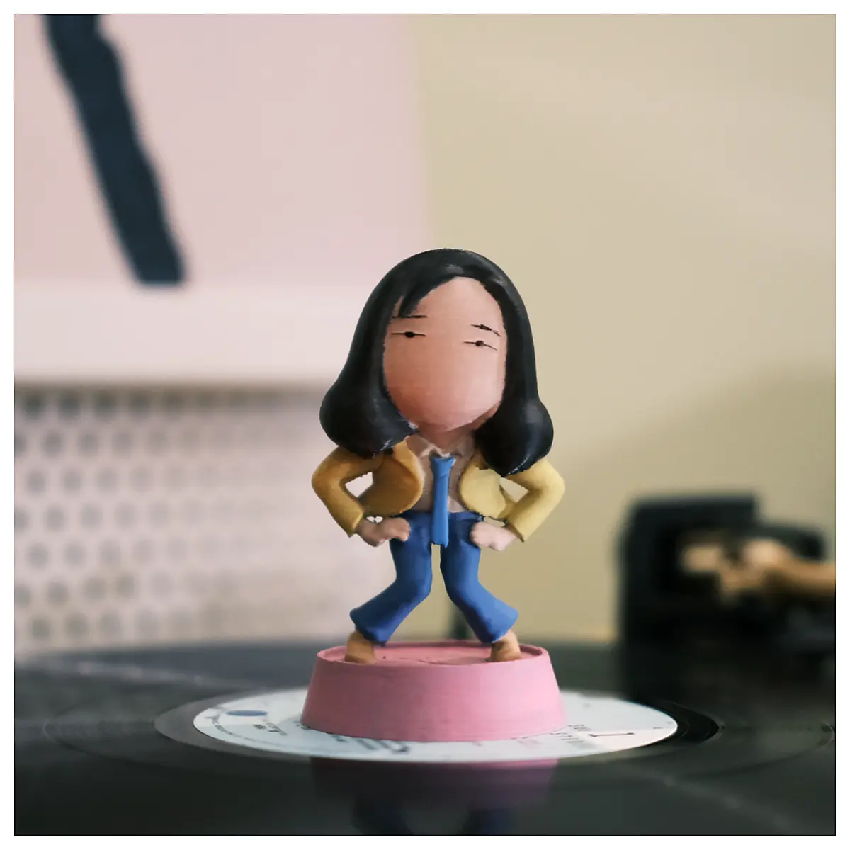 Yoshida Haruki Vinyl Figure Collectible Music Display Decoration Music