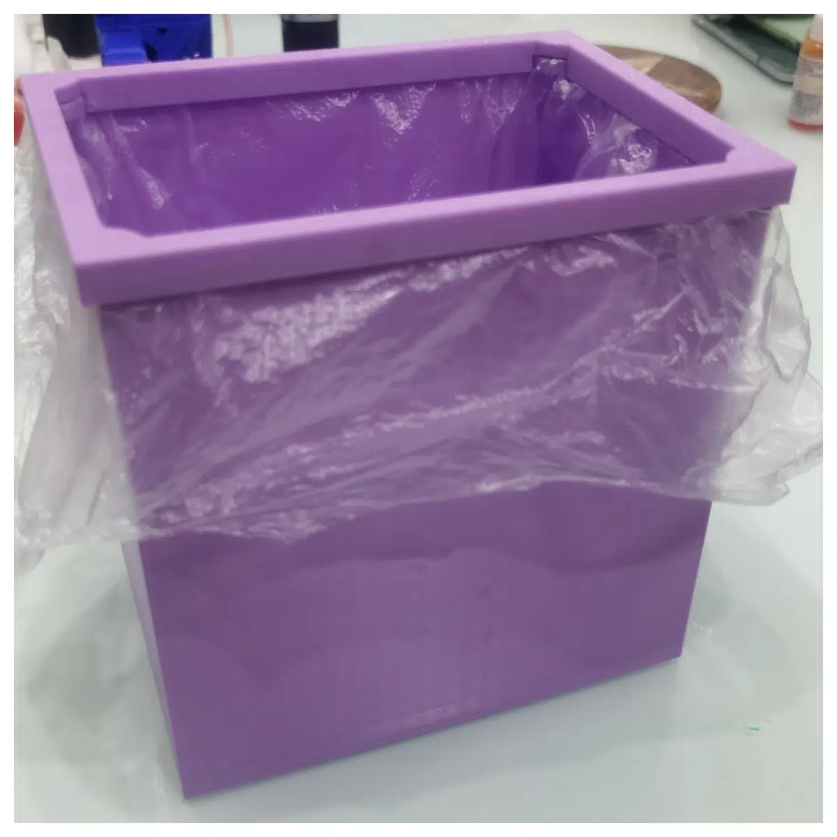 Desktop Trash Can Magnetic Phone Case Organizer Accessories Cleaning Supplies Desk Storage Solutions