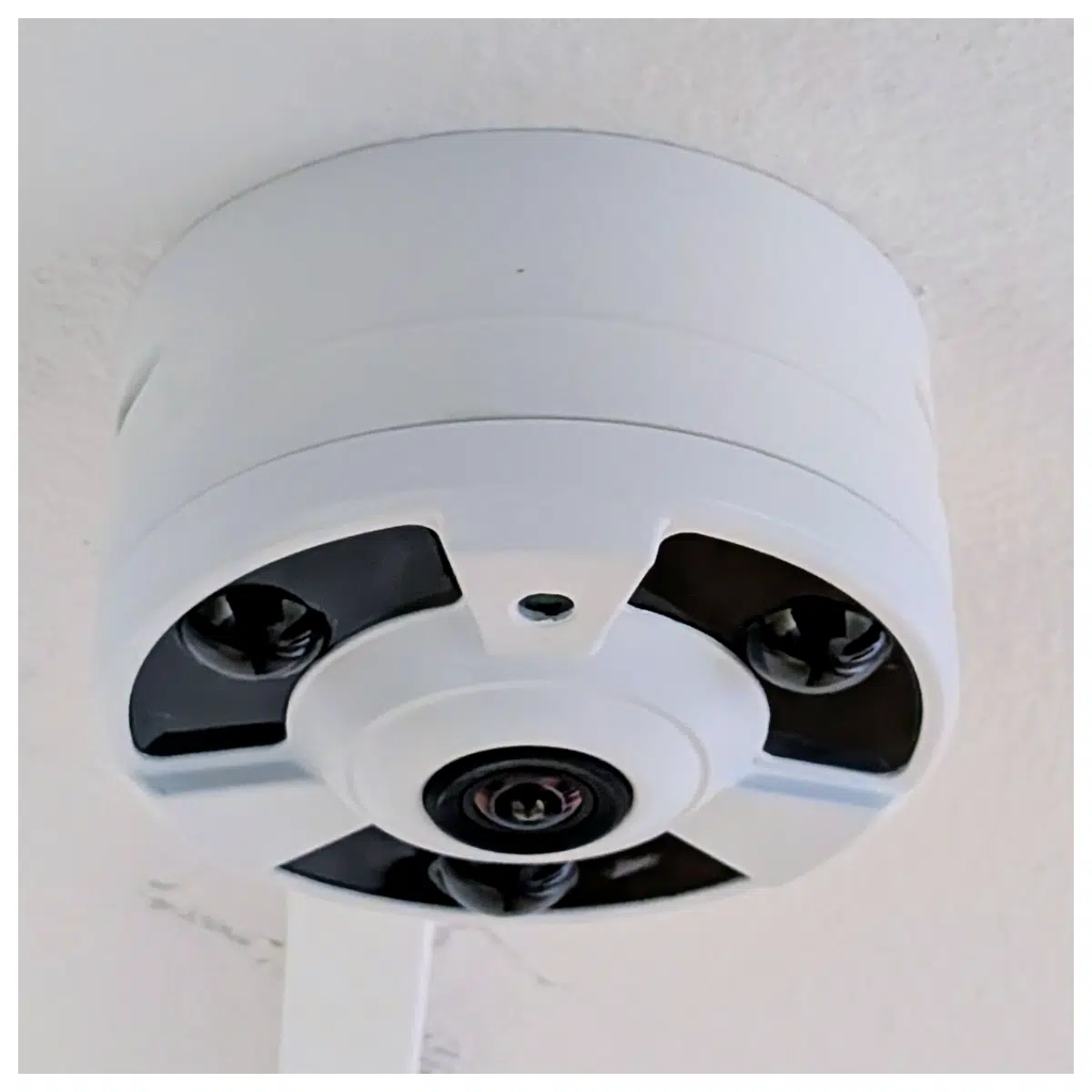 Fish Eye Camera Ceiling Wire Cover Concealed Wall Mounting Camera Protection Shield Anti Spy Smart Home Accessories Camera Bracket