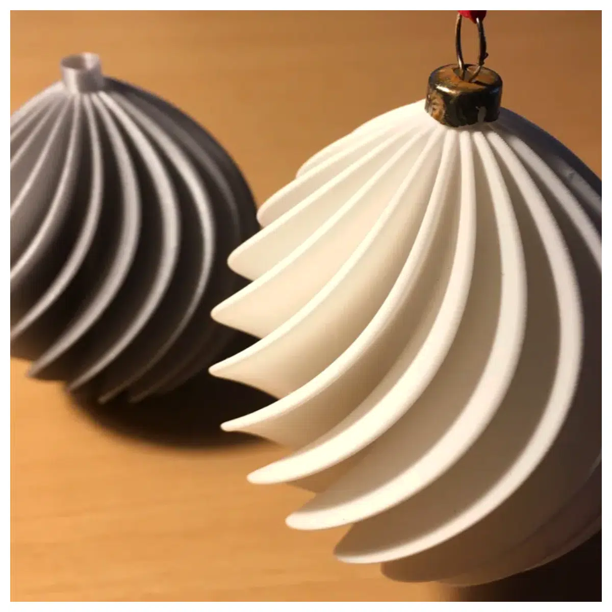 Elegant Spiral Christmas Ornament Festive Decoration Christmas Gift Ornament Multi ed Decorations