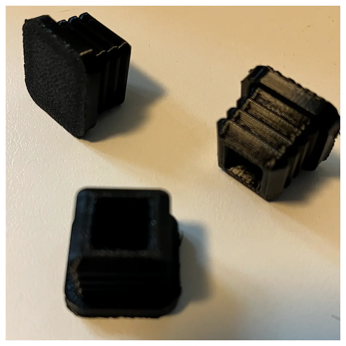 20x20x2mm Square Tube End Cap Seal Water Tightening Industrial Parts Manufacturer Direct Sale
