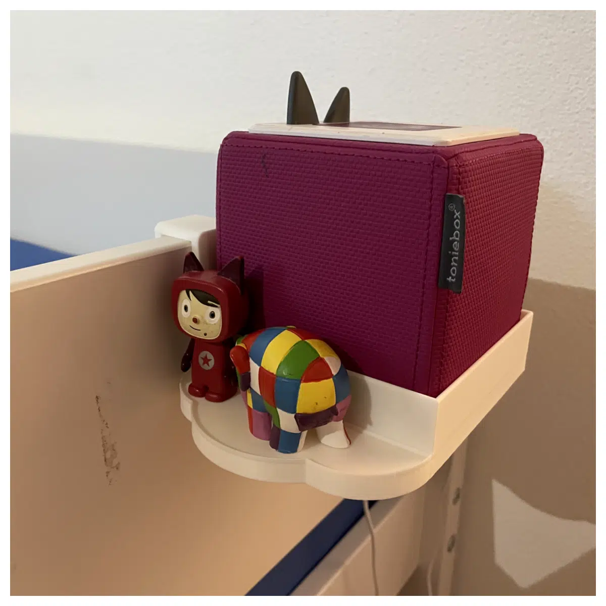 Toniebox Bed Mount Charging Support for Music Box Educational Toy Enhances Baby Cognition Rechargeable Accessory