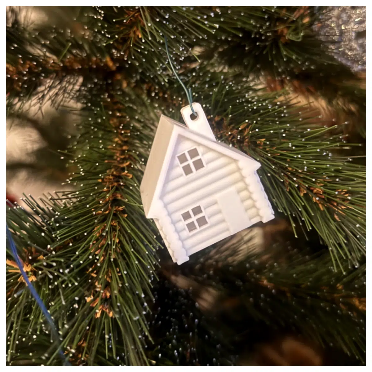 Christmas Ornaments Small House Keychains Festive Decorations IoT Home Decor Christmas Gift