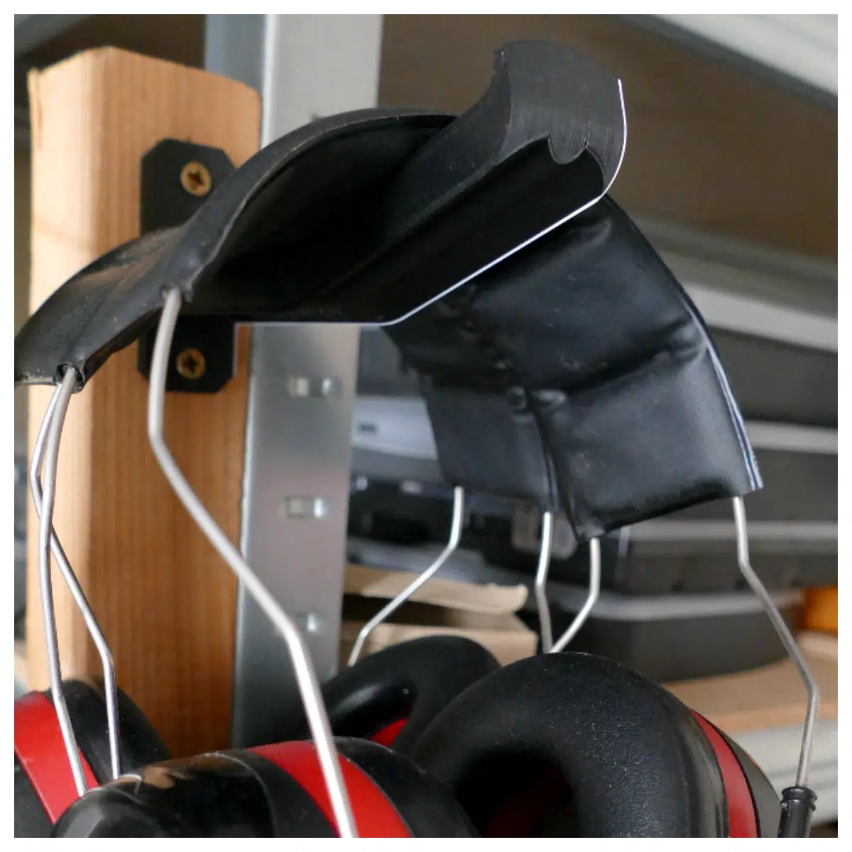 Headphone Hanger Hook Desk Wall Storage Earbud Drop Prevention Support Music Lover Accessory Headphone Fixing Bracket