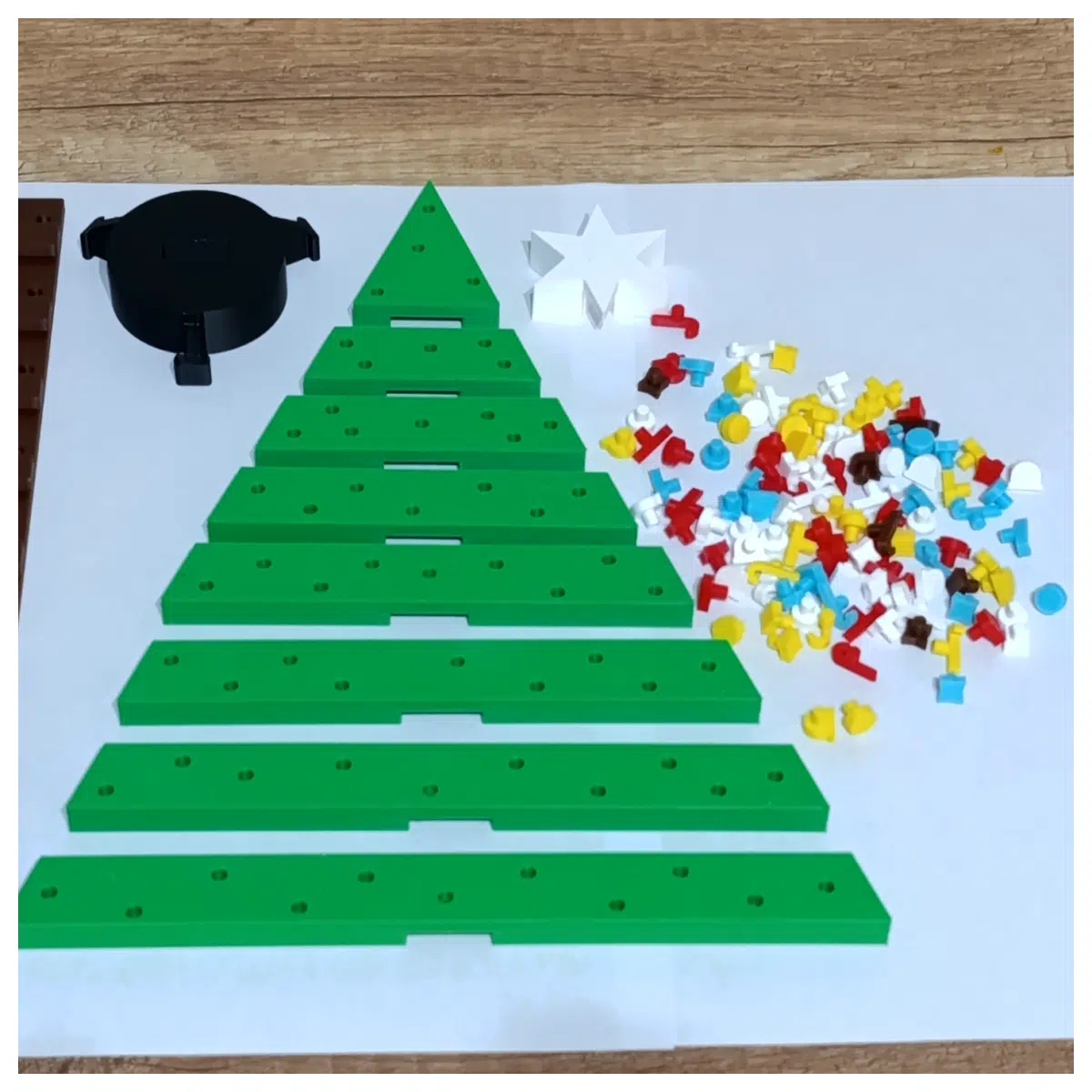 Foldable 3D Printed Christmas Tree DIY Assembly Holiday Decoration Festive Ornament Easy to Assemble
