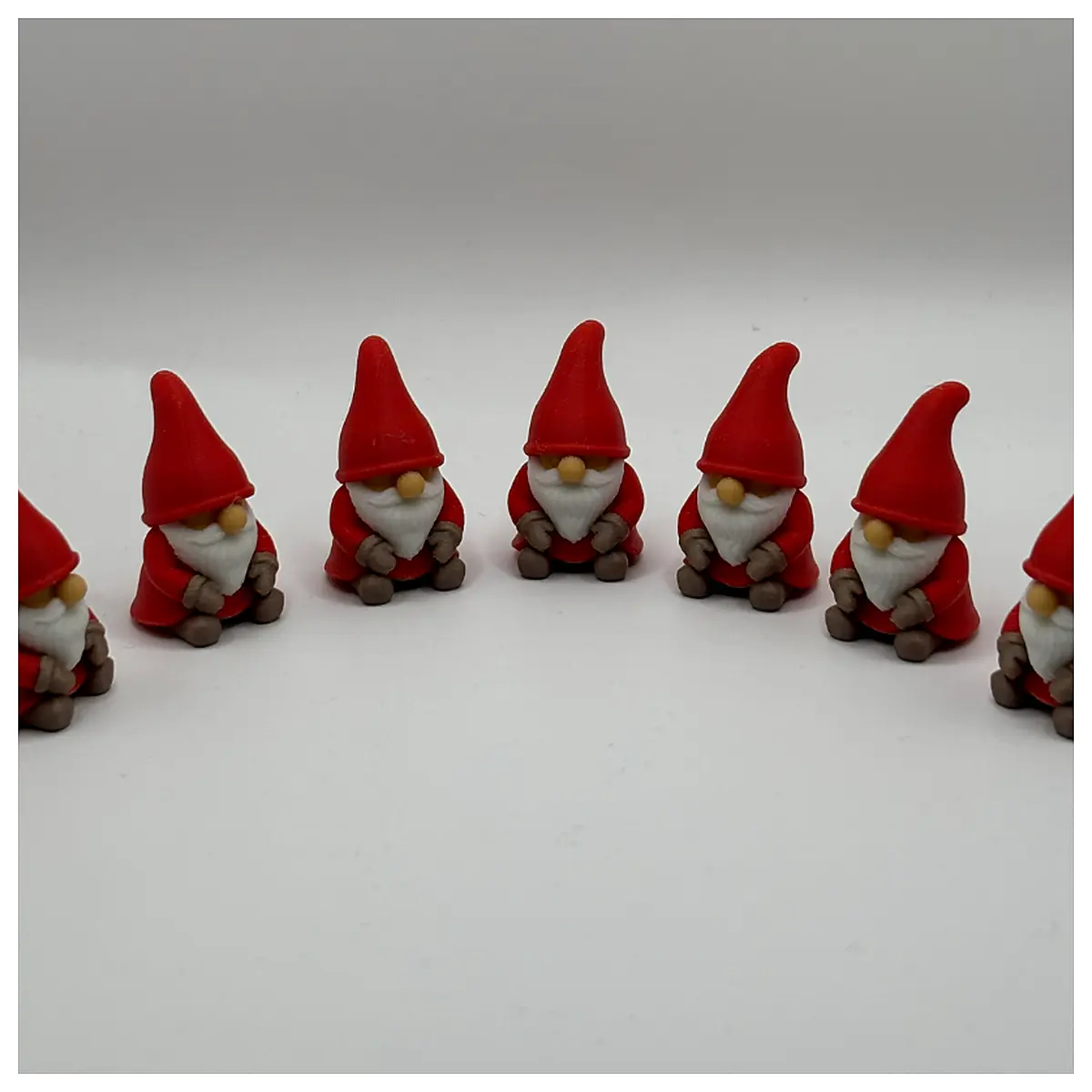 Mini Christmas Elf Toy Christmas Gift Decoration Small Figurine Festive Accessories