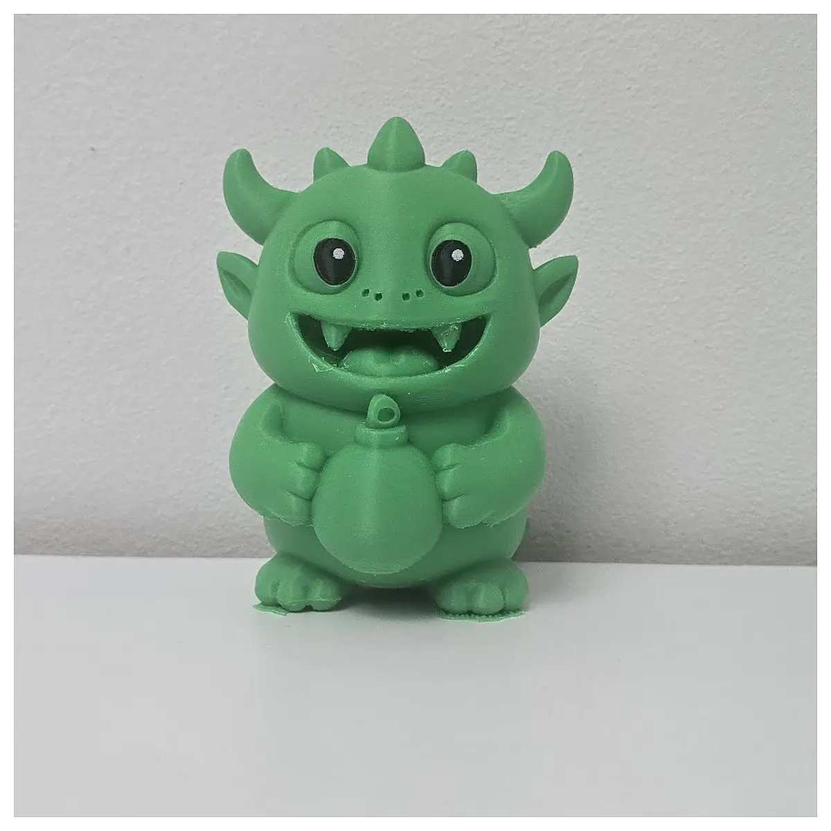 Smiling Dragon Figurine Christmas Decoration Gift Box Festive Decor Dragon Toy Christmas Ornament