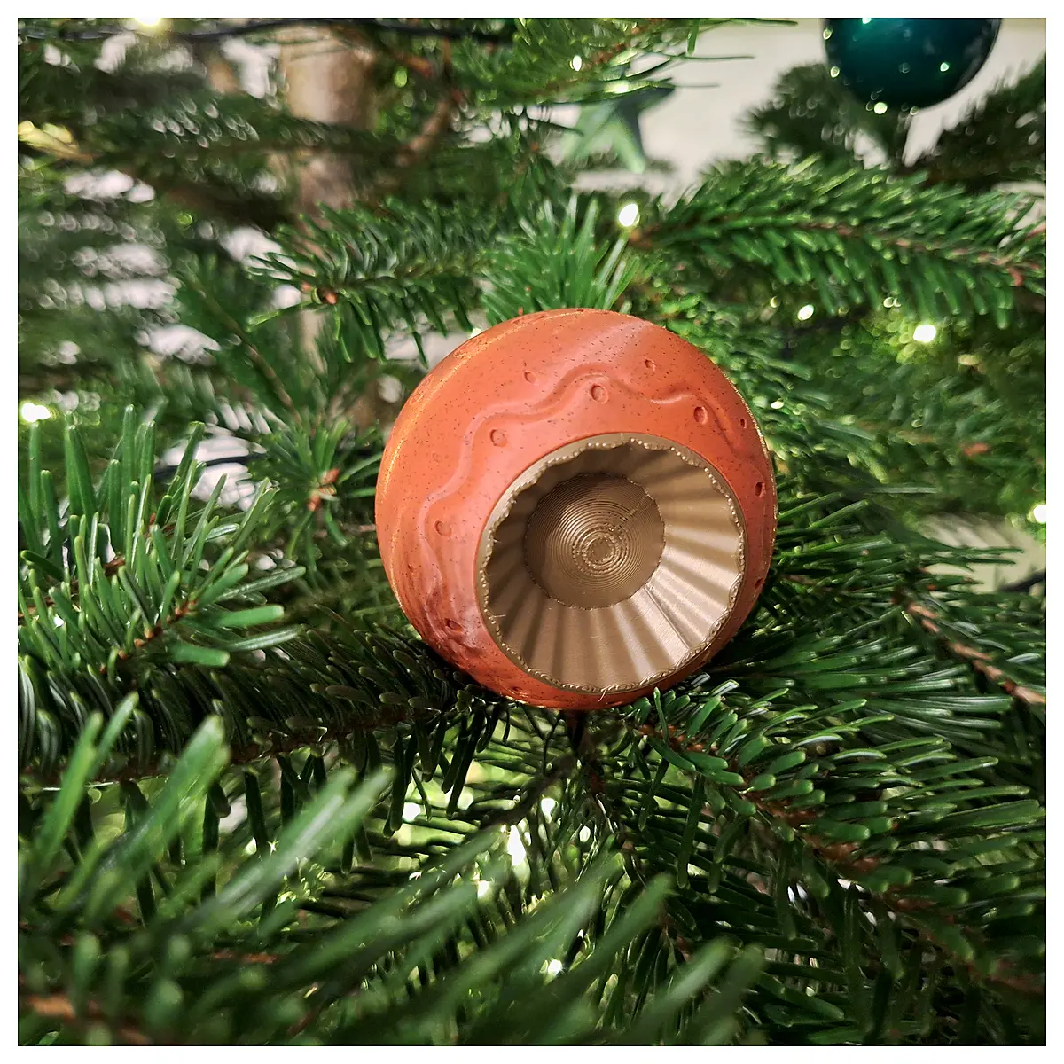Christmas Tree Ornaments Reflective Balls Sparkle Balls Holiday Decor Christmas Decorations Spotlight Balls