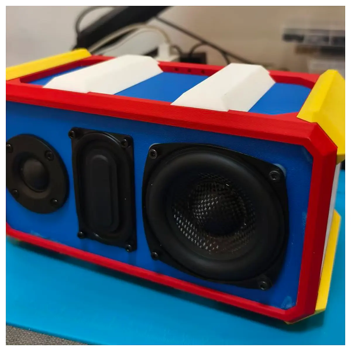Bluetooth Speaker Outdoor Radio Portable Sound Box Loudspeaker Accessories Tutorial