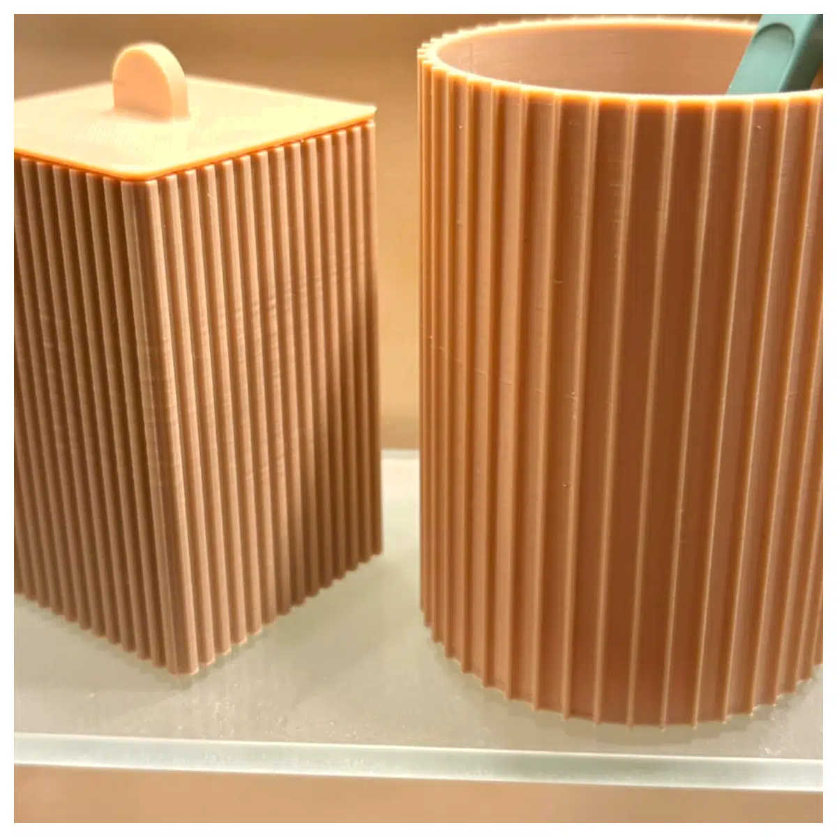 Lidded Cotton Swab Box Sealed Proof Container for Cotton Swabs Medical Cotton Swab Packaging Wholesale Cotton Swab Box
