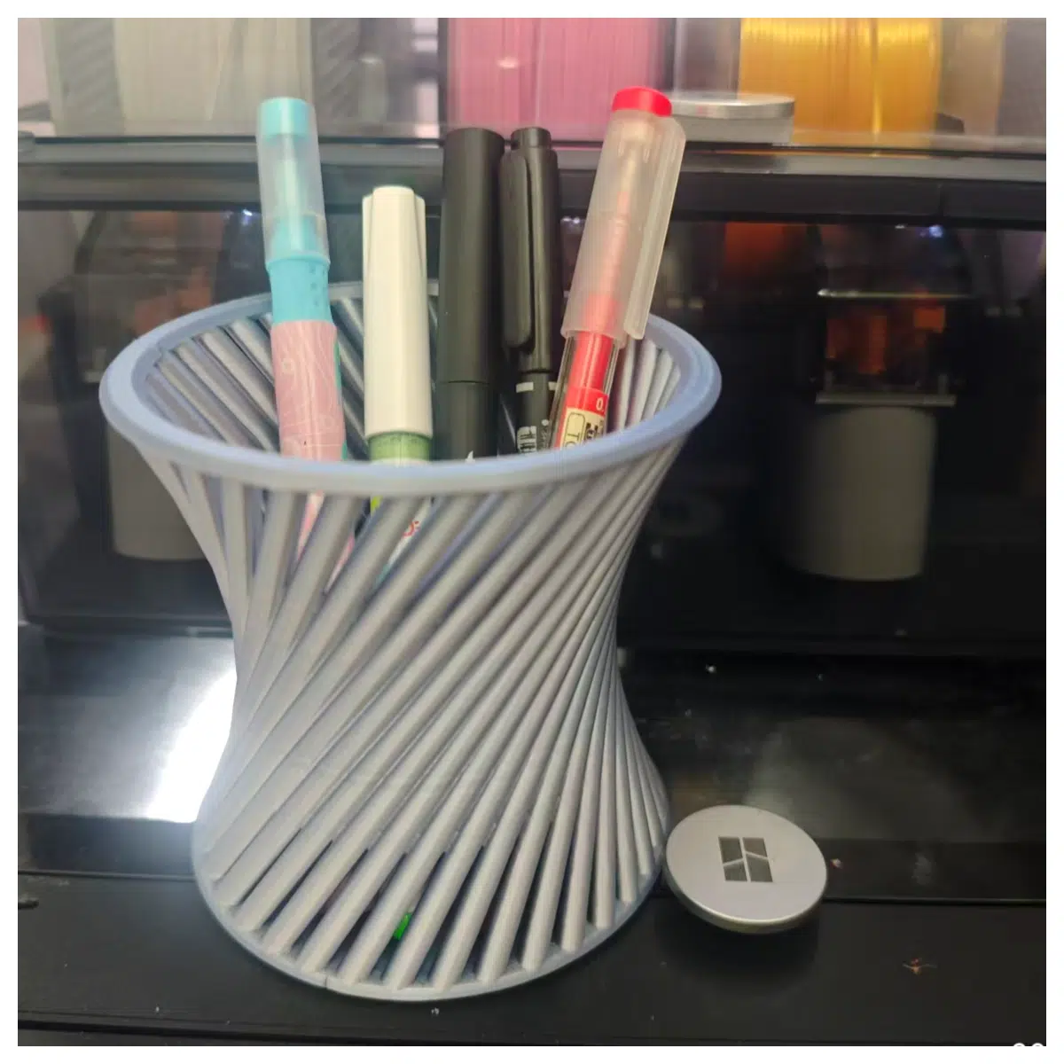 Geometric Aesthetic Pencil Holder Desk Organizer Creative Pen Case Multi Function Pen Stand Office Study Supplies