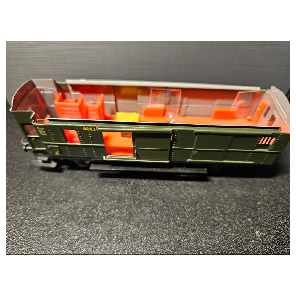 Model Train Luggage Car Interior Decoration Toy Car Parts Display Scene Assembly Shop