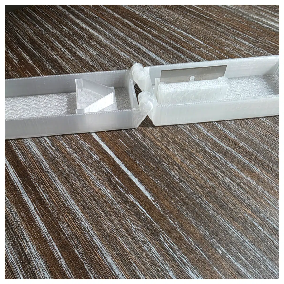Capsule Cutter Split Pills Tablets Dosage Adjustment Easy Ingestion Medical Tool