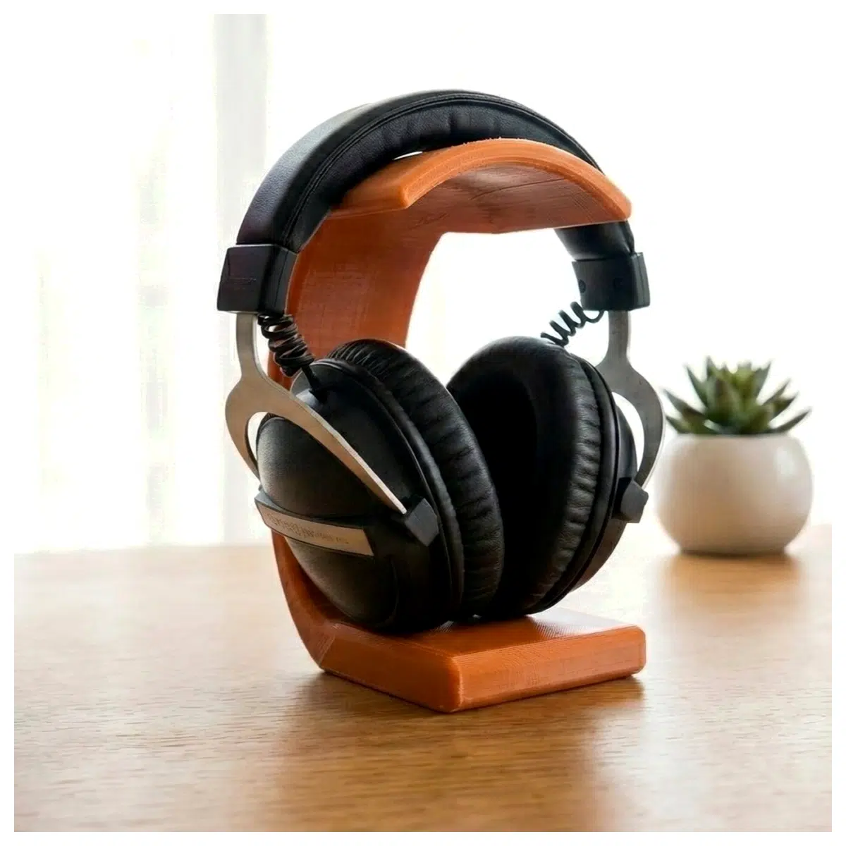 C Shaped Earbud Holder Phone Stand Desk Mount Lazy Earbud Holder Headphones Stable Support Modern Design