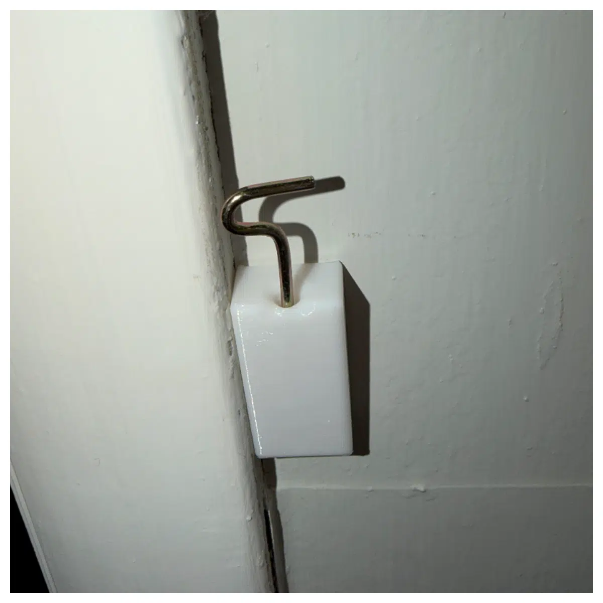 Cabinet Wall Mount Cylinder Key Rack Bedroom Bathroom Storage Wall Hook Key Holder Space Saving