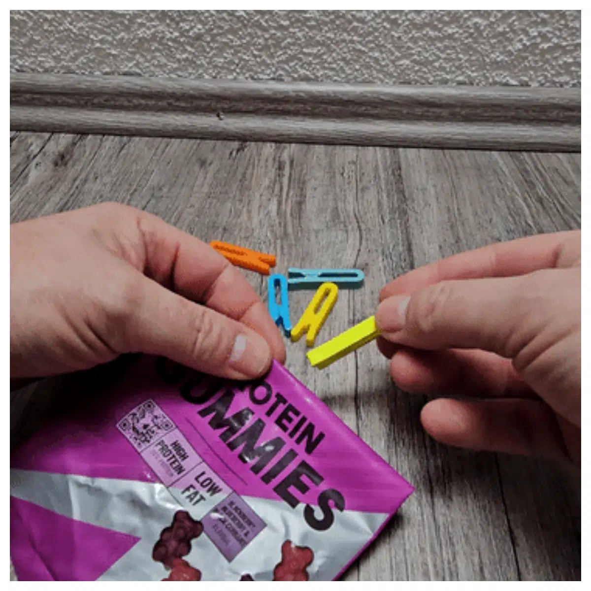 Mini Bag Sealer Clips Bag Sealing Tool Food Packaging Snack Bags Closure Accessories Grab Bags Securely